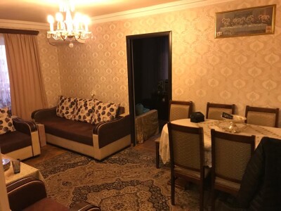 Կոդ  B-306 Վարձով է տրվում բնակարան