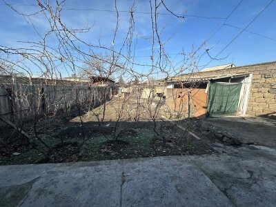 Կոդ AS-5352  Վաճառվում է առանձնատուն