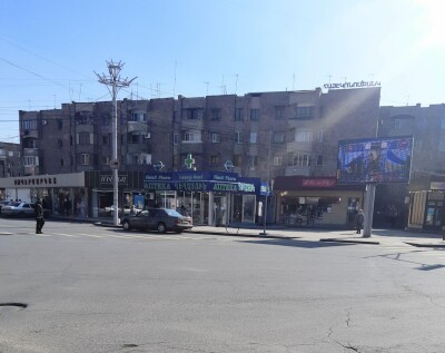 Կոդ BA-0079  Վաճառվում է բնակարան