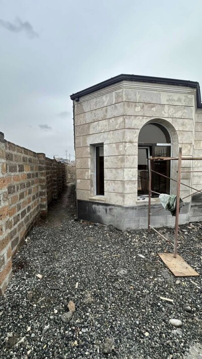 Կոդ AA-9455   Վաճառվում է առանձնատուն