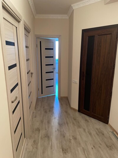 Կոդ 366 Վարձով է տրվում բնակարան