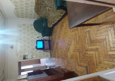 Կոդ 352 Վարձով է տրվում բնակարան