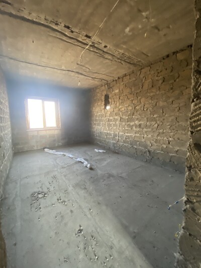Կոդ AS-2282  Վաճառվում է  առանձնատուն