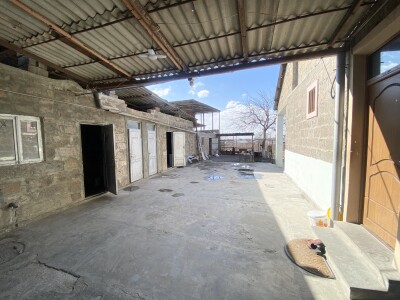 Կոդ  AA-3553   Վաճառվում է առանձնատուն