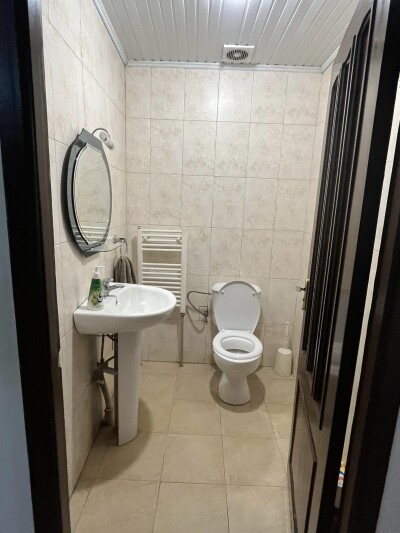 Կոդ 358 Վարձով է տրվում բնակարան