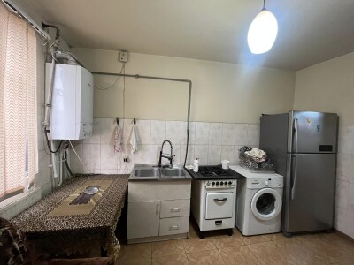 Կոդ 358 Վարձով է տրվում բնակարան