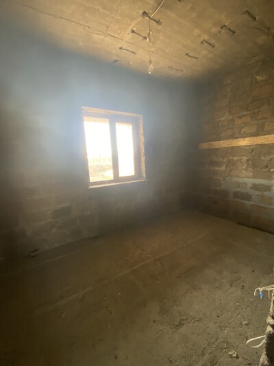 Կոդ AS-2282  Վաճառվում է  առանձնատուն