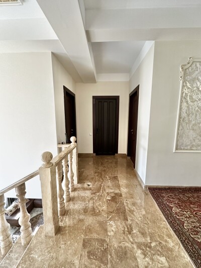 Կոդ AS-2222  Վաճառվում է առանձնատուն