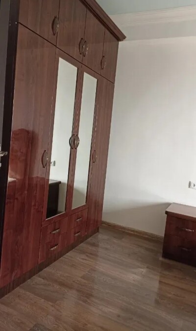 Կոդ 349 Վարձով է տրվում բնակարան