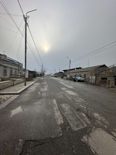 Կոդ HA-6965   Վաճառվում է տնամերձ հող։