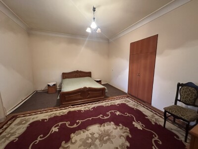 Կոդ AA-0053   Վաճառվում է առանձնատուն