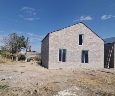 Կոդ AV-0346 Վաճառվում է առանձնատուն