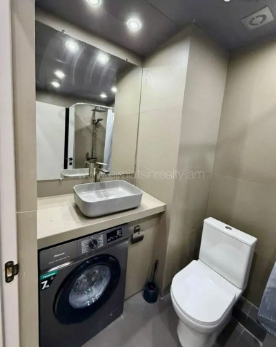 Կոդ BA-7868   Վաճառվում է բնակարան