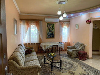 Կոդ AA-0301 Վաճառվում է առանձնատուն