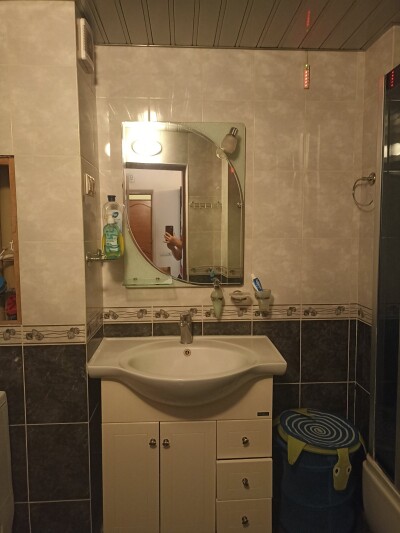 Կոդ  B-305 Վարձով է տրվում բնակարան