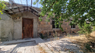 Կոդ AV-2260 Վաճառվում է առանձնատուն