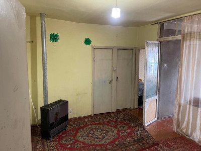 Կոդ BA-8454  Վաճառվում է բնակարան