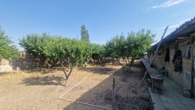 Կոդ HV-6101 Վաճառվում է տնամերձ հող