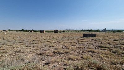Կոդ HV-7667 Վաճառվում է տնամերձ հող