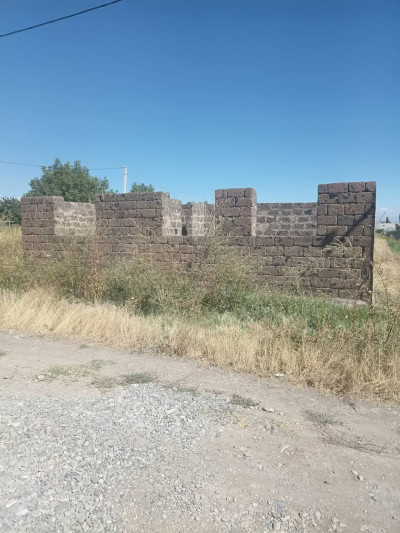 Կոդ HM-6066 Վաճառվում է տնամերձ հող