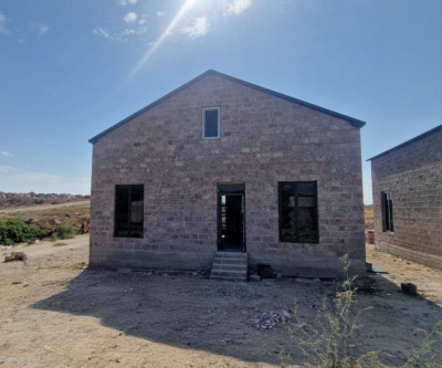 Կոդ AV-0345 Վաճառվում է առանձնատուն