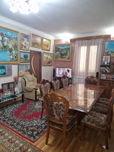 Կոդ AA-0628   Վաճառվում է առանձնատուն