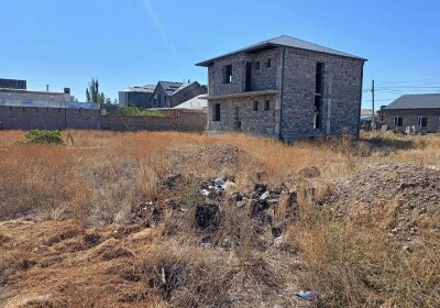 Կոդ AS-8101   Վաճառվում է առանձնատուն