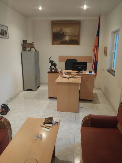 Կոդ KA-4142  Վաճառվում է ԳՈՐԾՈՂ ԲԻԶՆԵՍ