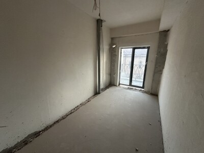 Կոդ BA-3222  Վաճառվում է բնակարան *