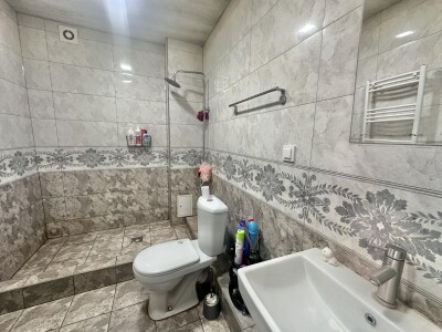 Կոդ BA-1412  Վաճառվում է բնակարան