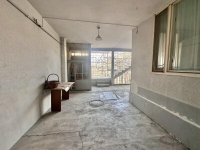 Կոդ AS-1420 Վաճառվում է երկհարկանի առանձնատուն