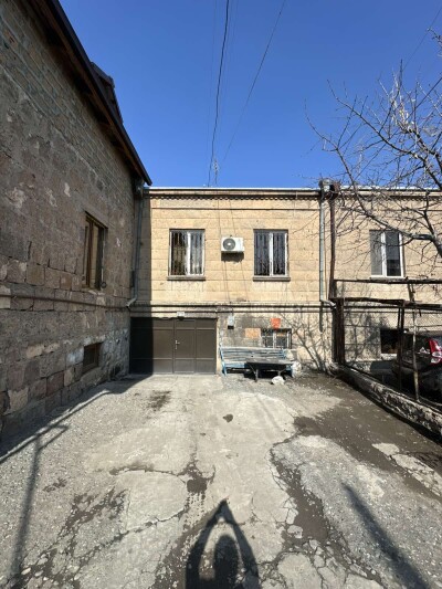 Կոդ AA-3635  Վաճառվում է առանձնատուն