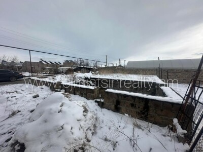Կոդ HA-5568 Վաճառվում է տնամերձ հող