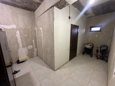Կոդ AA-8884  Վաճառվում է առանձնատուն