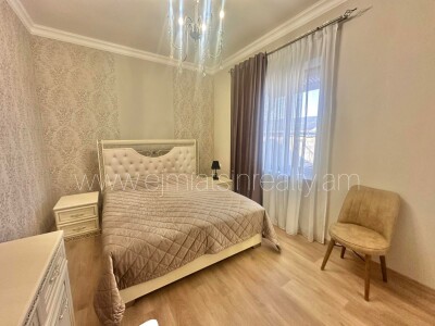 Կոդ AS-6899  Վաճառվում է առանձնատուն