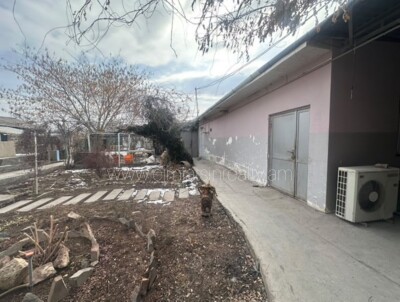 Կոդ AA-0078   Վաճառվում է առանձնատուն