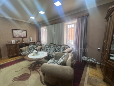 Կոդ AA-0078   Վաճառվում է առանձնատուն