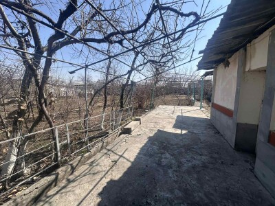 Կոդ AS-8752  Վաճառվում է առանձնատուն