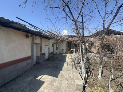 Կոդ AS-8752  Վաճառվում է առանձնատուն