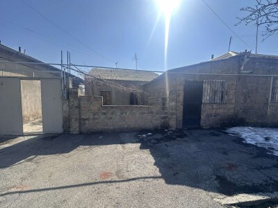 Կոդ AS-8752  Վաճառվում է առանձնատուն