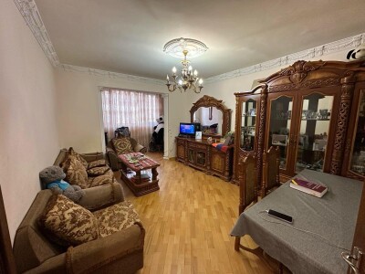 Կոդ BA-8382  Վաճառվում է բնակարան