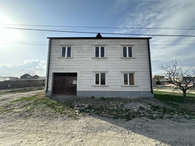 Կոդ AA-3424 Վաճառվում Է առանձնատուն