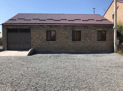 Կոդ AS-2049  Վաճառվում է առանձնատուն