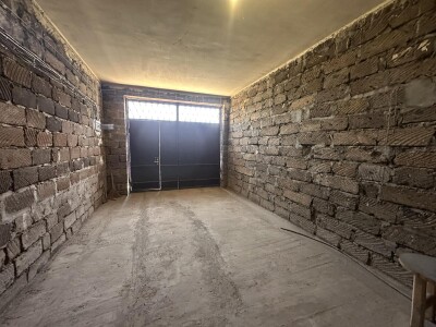 Կոդ AS-2049  Վաճառվում է առանձնատուն