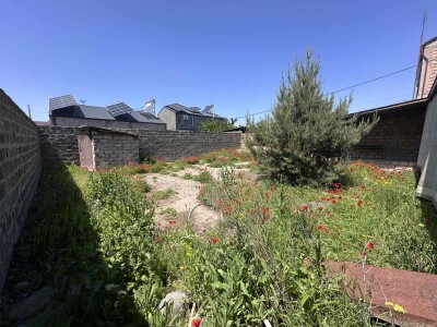 Կոդ AS-2049  Վաճառվում է առանձնատուն