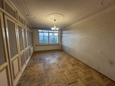 Կոդ BA-6459  Վաճառվում է բնակարան