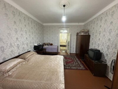Կոդ AA-2147  Վաճառվում է առանձնատուն