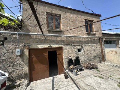 Կոդ AA-6263  Վաճառվում է առանձնատուն
