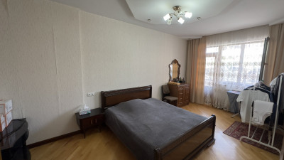 Կոդ BA-5444  Վաճառվում է բնակարան