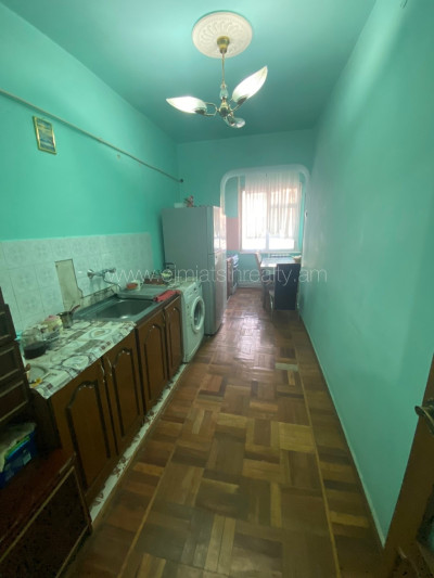 Կոդ BA-0068  Վաճառվում է բնակարան